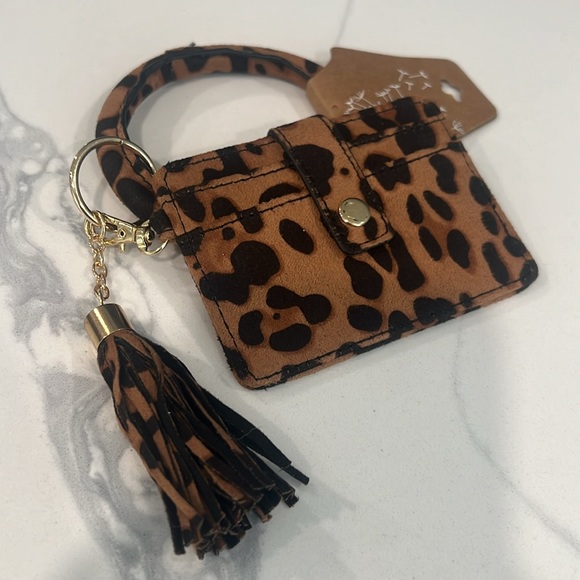 Cute. Key Ring & Card Holder. - Picture 15 of 16